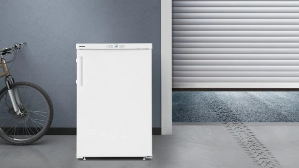 Liebherr GP 1486 Όρθιος Καταψύκτης 103lt: Παιδικό κλείδωμα